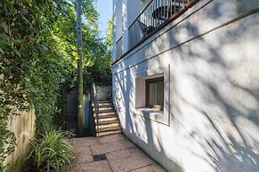 Perfect Location in Downtown Charleston