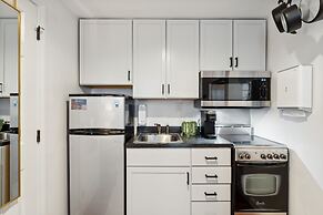 Perfect Location in Downtown Charleston