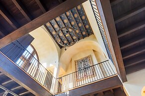 Perfect Location in Downtown Charleston