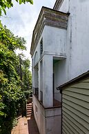 Perfect Location in Downtown Charleston