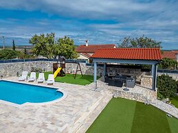 Villa Elder