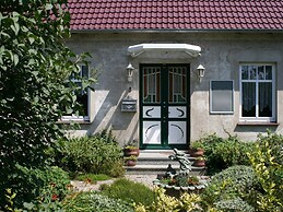 Comfy Apartment in Kröpelin near Sea Beach