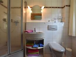 Comfy Apartment in Kröpelin near Sea Beach