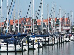 Restyled Apartment on the Markermeer