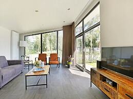 Modern Chalet With Nice Sliding Doors Near Lochem