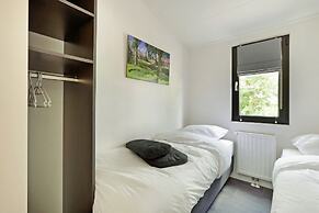 Modern Chalet With Nice Sliding Doors Near Lochem