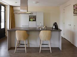 Luxurious Apartment With Sauna