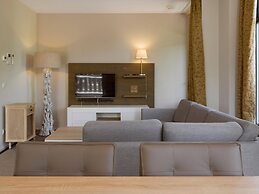 Luxurious Apartment With Sauna