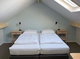 Spacious Home with Garden near Langweerder Wielen