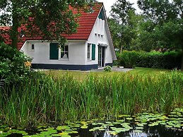 Spacious Home with Garden near Langweerder Wielen