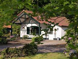 Bungalow With a Terrace at Bedafse Bergen