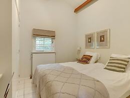 Bungalow With a Terrace at Bedafse Bergen