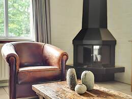 Bungalow With a Terrace at Bedafse Bergen