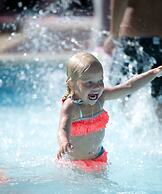 Bungalow With a Terrace at Bedafse Bergen