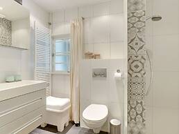 Bungalow With a Terrace at Bedafse Bergen