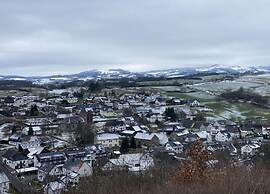 Home With Garden, Hallenberg