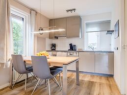 Well Furnished Villa With Garden Near the Beach