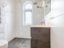 Well Furnished Villa With Garden Near the Beach