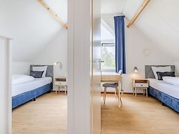 Well Furnished Villa With Garden Near the Beach