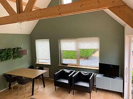 Nice Chalet with Microwave near Wadden Sea