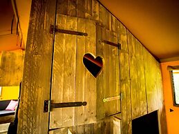 Tent Lodge Near Loonse and Drunense Duinen