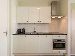 Luxury 6-person Apartment Near Zoutelande Beach