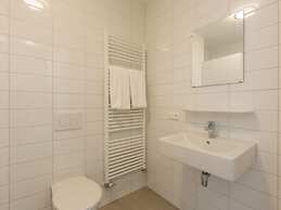 Luxury 6-person Apartment Near Zoutelande Beach