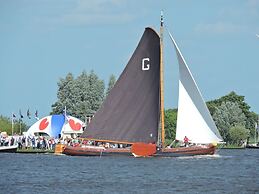 Bungalow With a Terrace Near the Sneekermeer