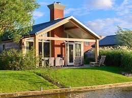 Bungalow With a Terrace Near the Sneekermeer
