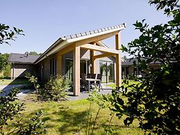 Atmospheric Bungalow Near the Veluwe