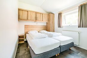 Glamping With Veranda Over Water