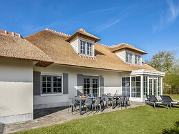 Restyled Villa in Domburg