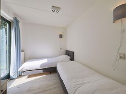Comfortable Holiday Home With Fireplace Near the Beach