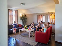 Villa de Luxe With Sauna, Whirlpool & Steam Shower