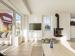 Luxurious, Stately Villa With Patio Heater, in a Holiday Park 1km From