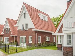 Luxurious, Stately Villa With Patio Heater, in a Holiday Park 1km From