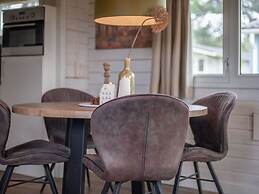 Cosy, Wooden Chalet With Dishwasher, in a Car-free Zone