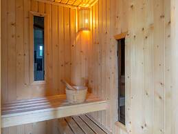 Cosy, Wooden Chalet With Dishwasher, in a Car-free Zone