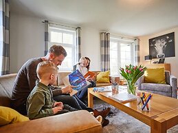 Farm Villa With Beautiful Garden, in Limburg