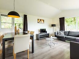 Comfortable Chalet, Dishwasher, Near the Sea in Noordwijk