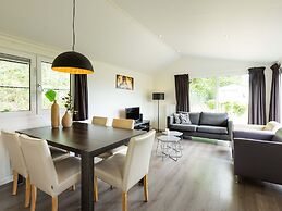 Comfortable Chalet, Dishwasher, Near the Sea in Noordwijk