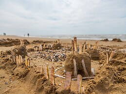 Comfortable Chalet, Dishwasher, Near the Sea in Noordwijk