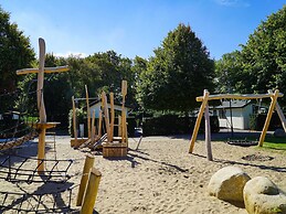 Comfortable Chalet, Dishwasher, Near the Sea in Noordwijk