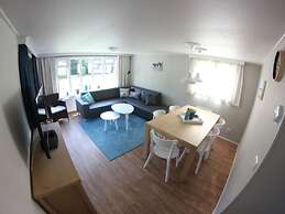 Chalet With Dishwasher, 21 km. From Leeuwarden