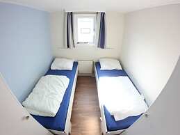 Chalet With Dishwasher, 21 km. From Leeuwarden
