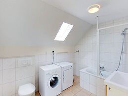 Well-kept Holiday Home With Roof Terrace