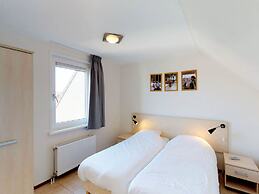 Well-kept Holiday Home With Roof Terrace