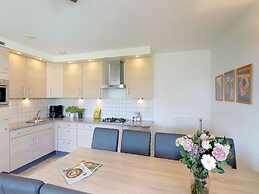 Well-kept Holiday Home With Roof Terrace