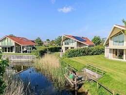 Well-kept Holiday Home With Roof Terrace