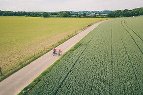 Well-kept Bungalow With Microwave Near Valkenburg